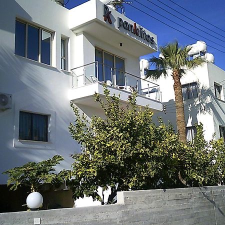 Panklitos Tourist Apartments 파포스 외부 사진