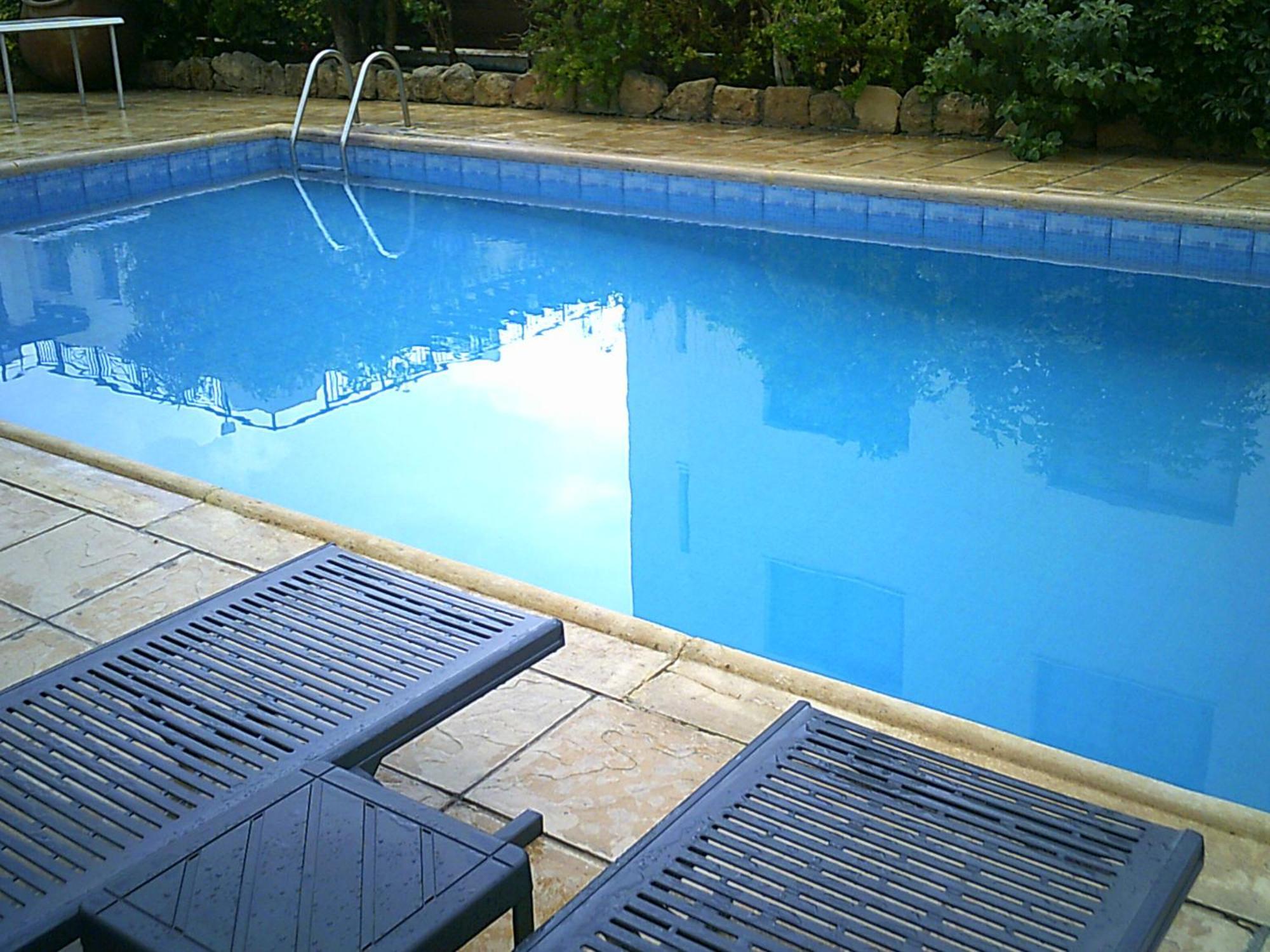 Panklitos Tourist Apartments 파포스 외부 사진