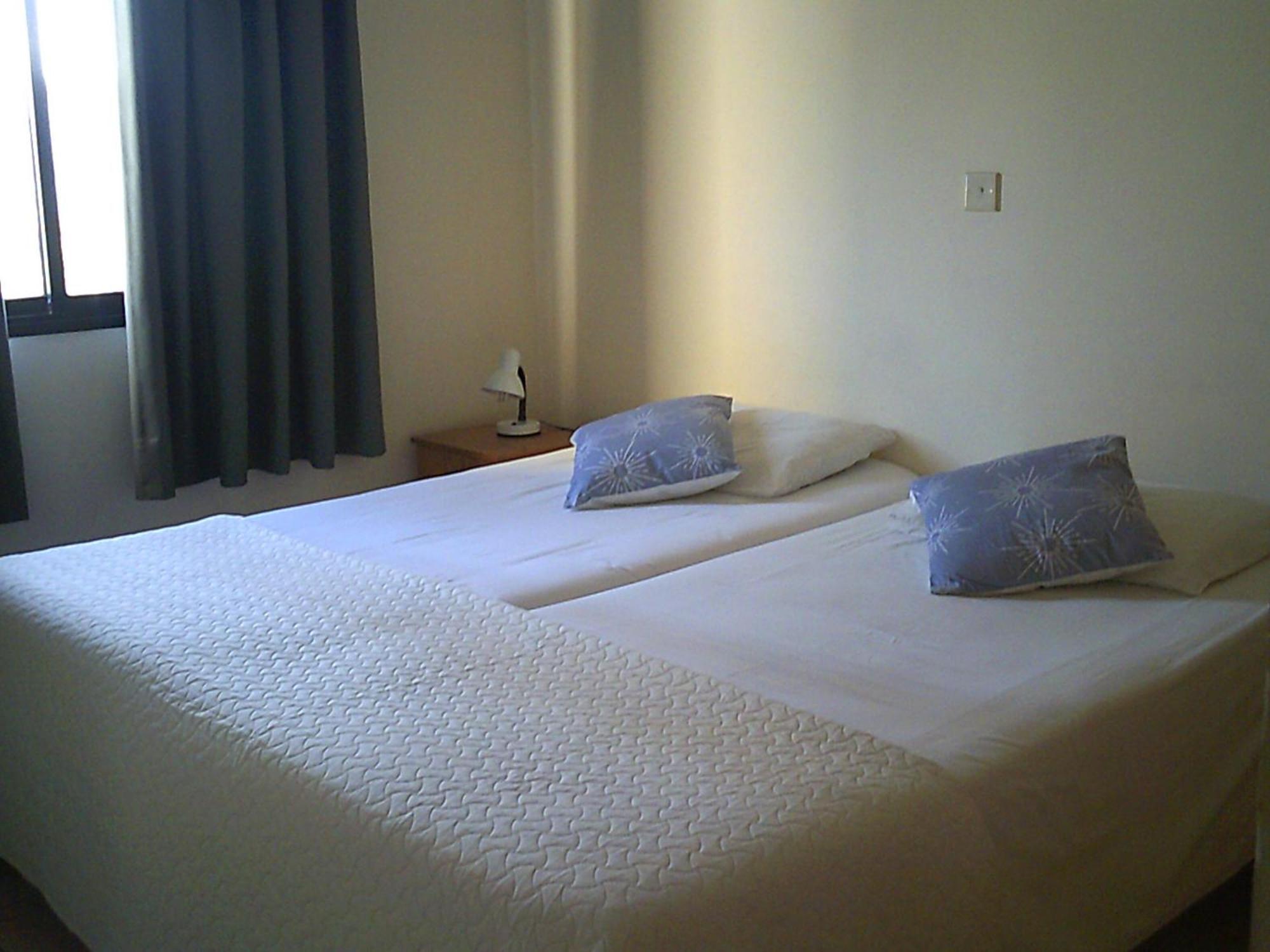 Panklitos Tourist Apartments 파포스 외부 사진